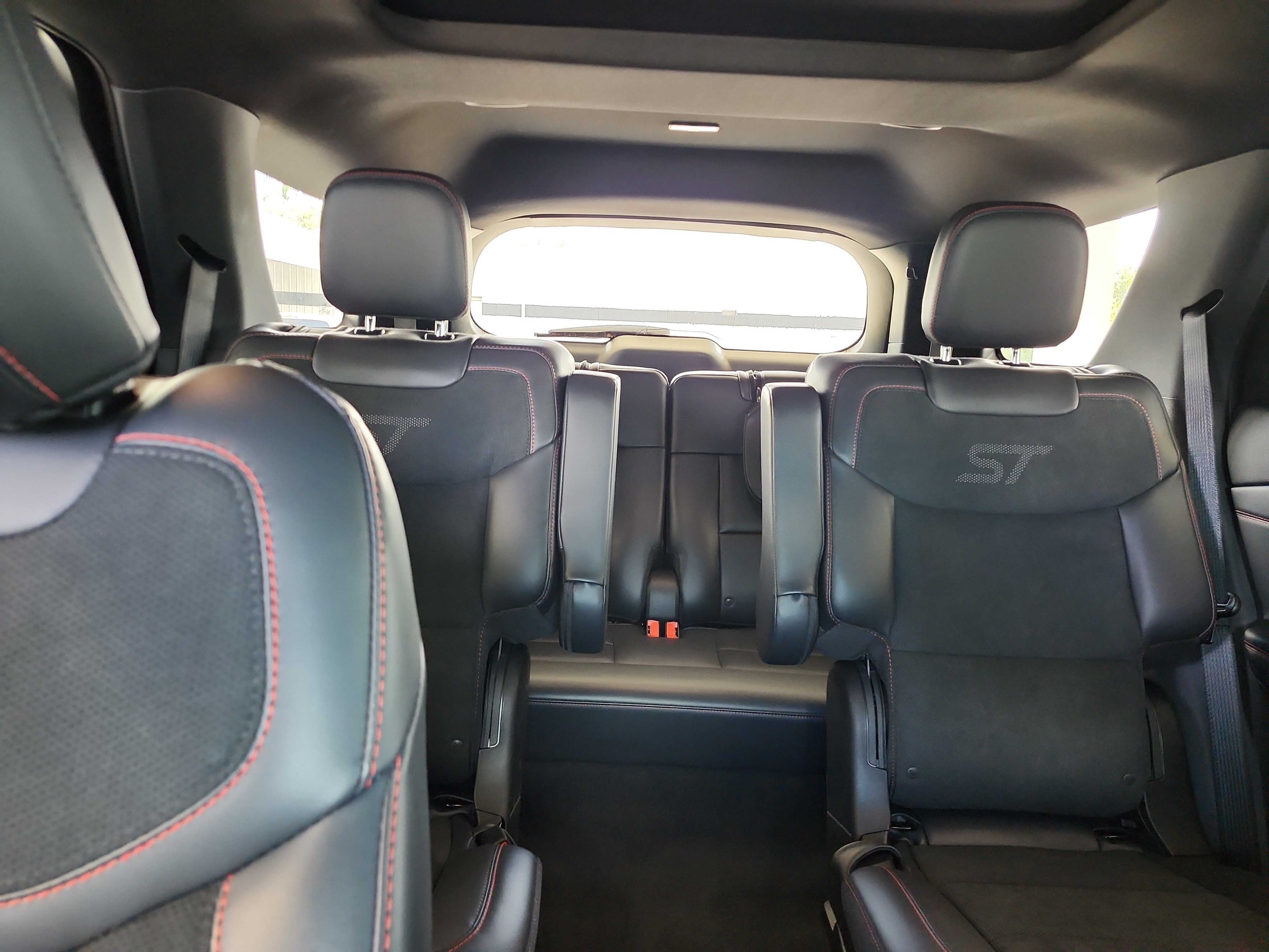 Certified 2026 Ford Explorer ST w/ Sun And Sound Package AWD/4WD image 20