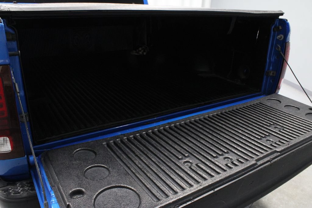 Used 2021 RAM 1500 Warlock w/ Luxury Group AWD/4WD image 18