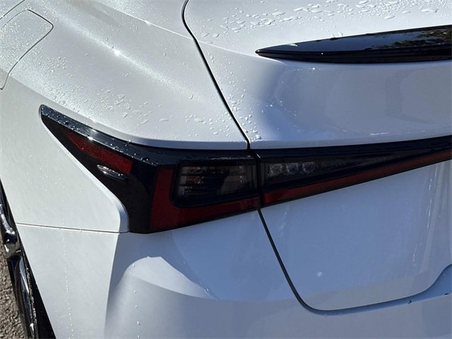 Used 2022 Lexus IS 350 F Sport image 12