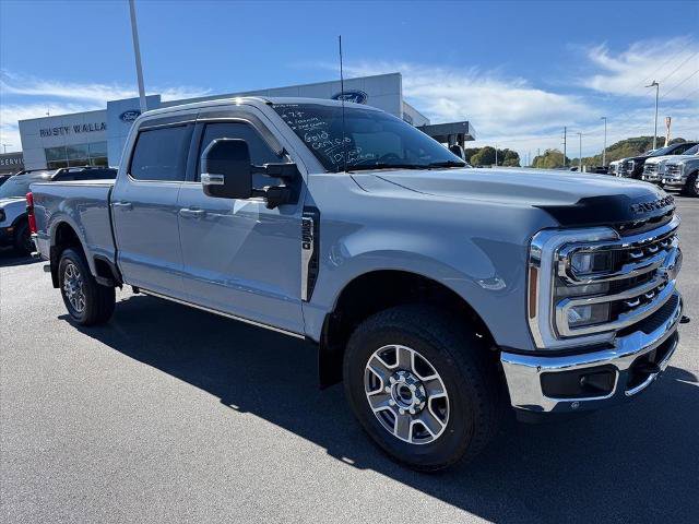 Certified 2024 Ford F250 Lariat w/ Lariat Ultimate Package AWD/4WD image 2