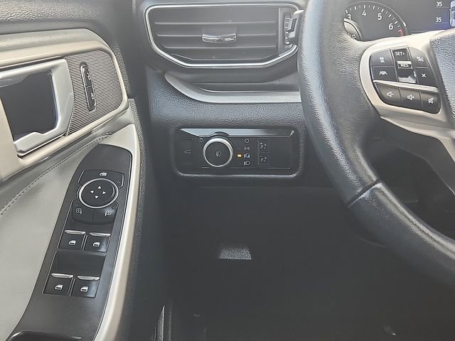 Certified 2023 Ford Explorer XLT w/ Equipment Group 202A image 12