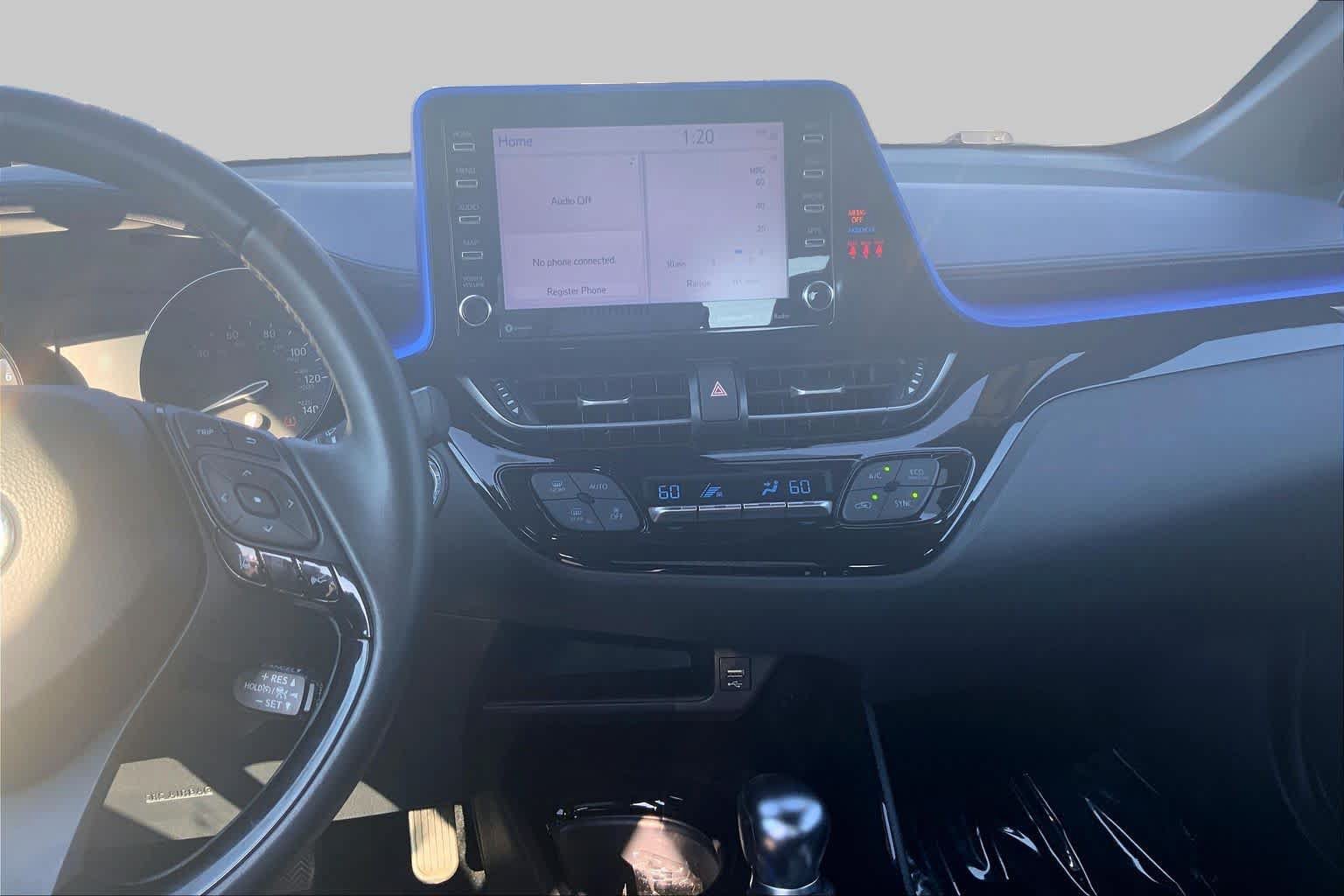 Used 2022 Toyota C-HR XLE FWD image 7
