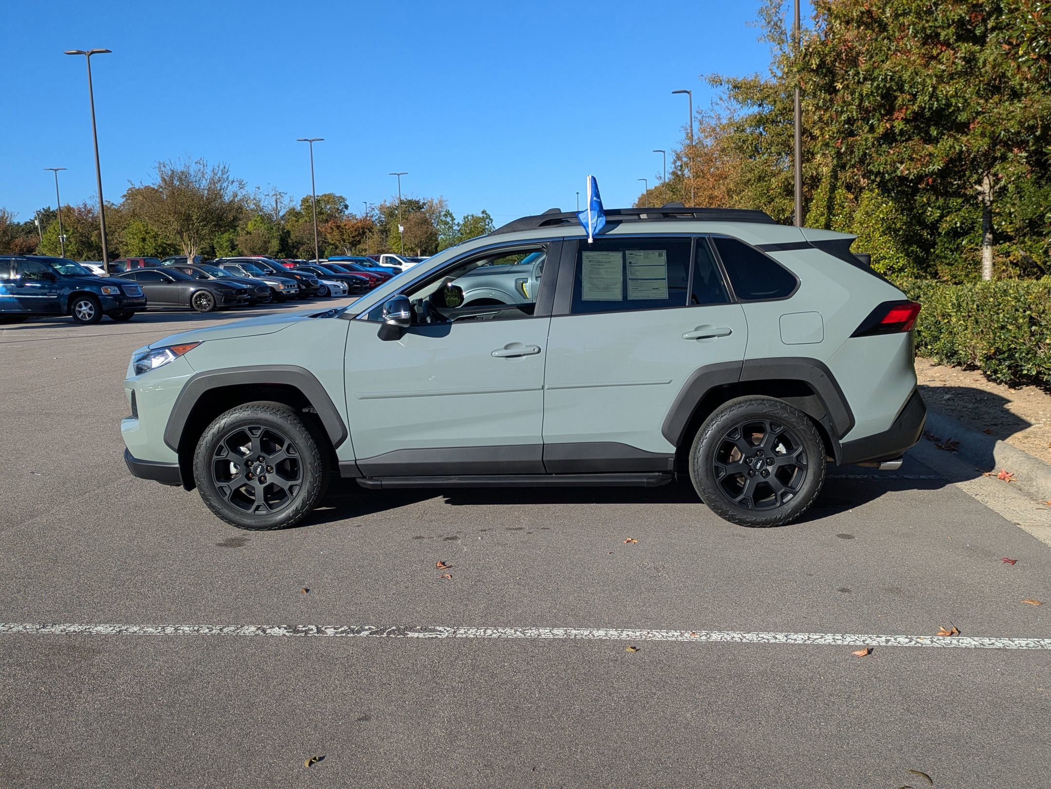 Used 2020 Toyota RAV4 TRD Off-Road image 3