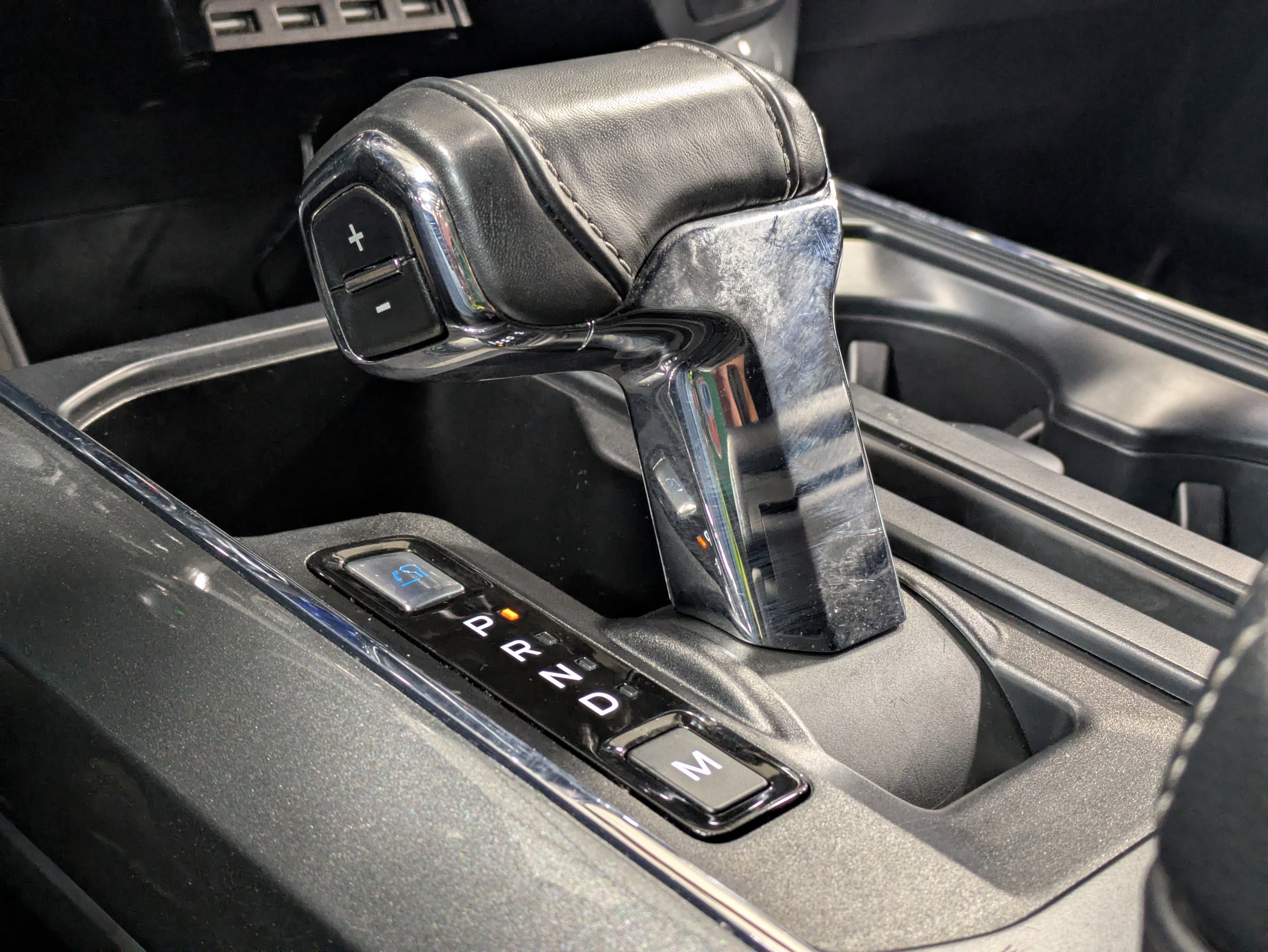 Certified 2022 Ford F150 XLT w/ Equipment Group 302A High image 36