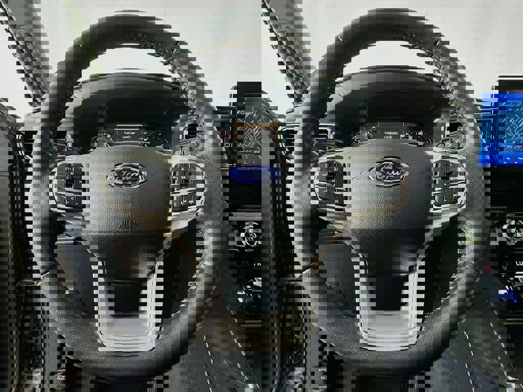 Certified 2021 Ford Explorer Limited w/ Equipment Group 301A image 15