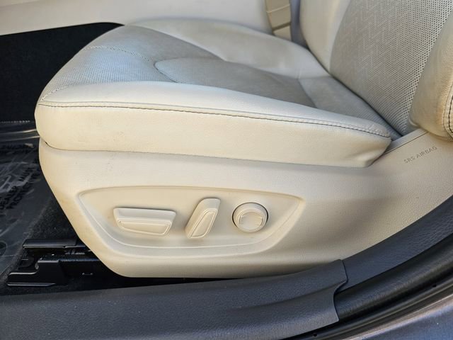 Used 2023 Toyota Camry XLE image 13