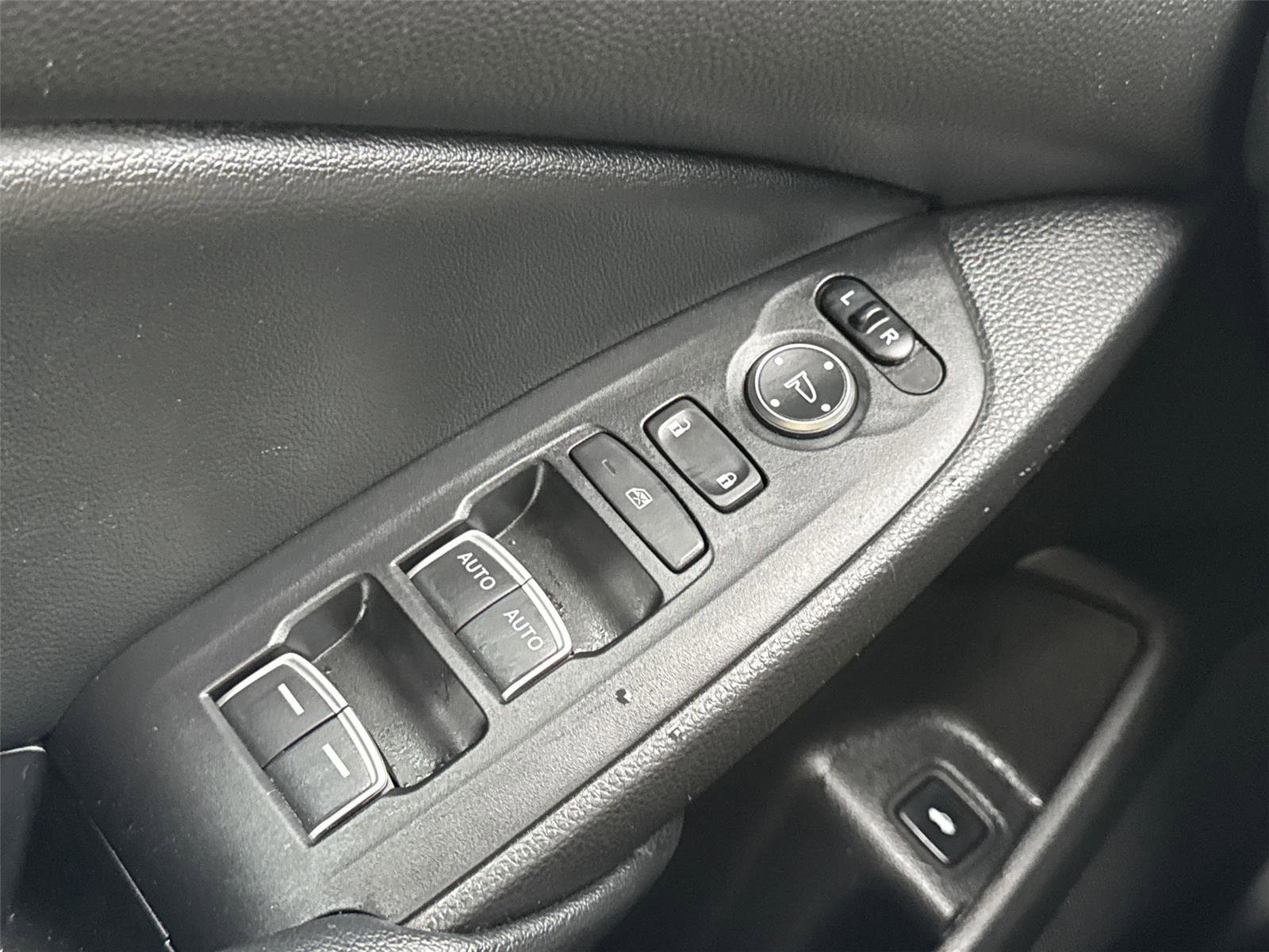 Used 2022 Honda Accord Sport image 28