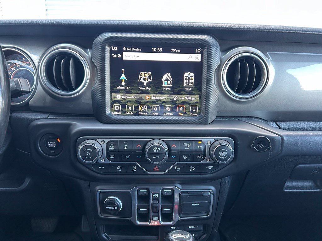 Used 2018 Jeep Wrangler Unlimited Sahara AWD/4WD image 22