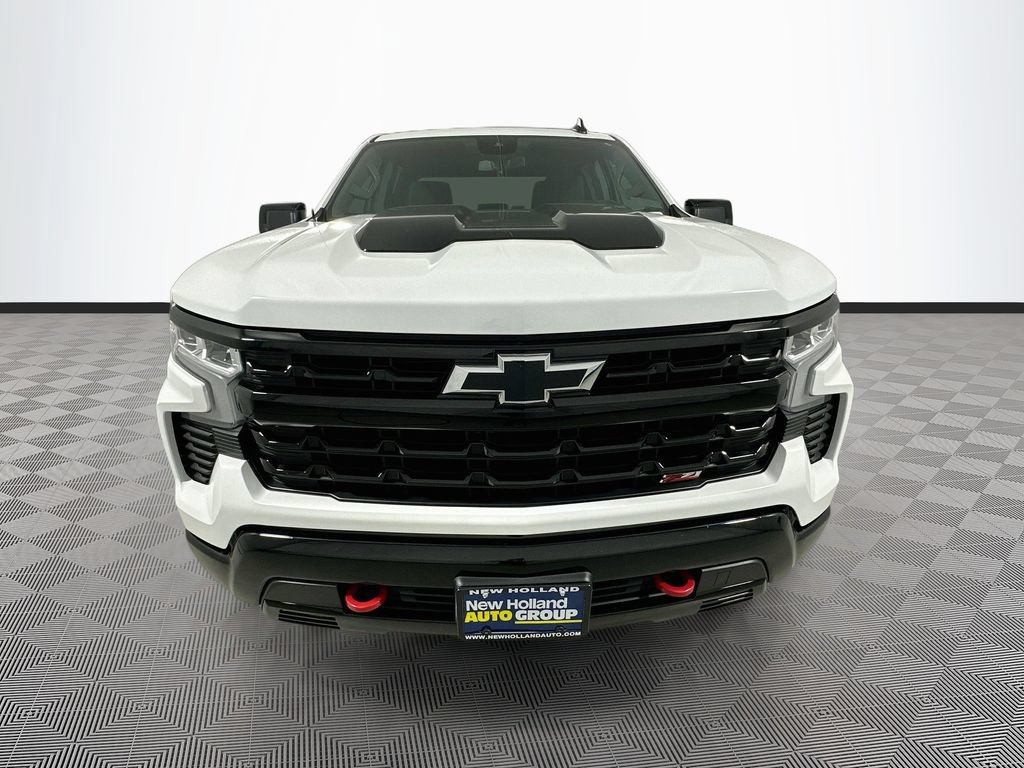 Used 2025 Chevrolet Silverado 1500 LT Trail Boss w/ Protection Package AWD/4WD image 3