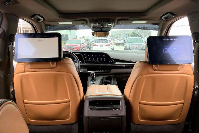 Used 2024 Cadillac Escalade Sport w/ LPO, ONYX Package AWD/4WD image 33