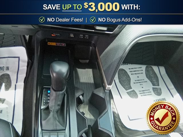 Used 2025 Toyota Camry SE w/ Convenience Package FWD image 20