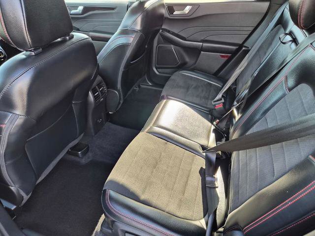 Certified 2022 Ford Escape SEL w/ SEL Stealth AWD Package image 11