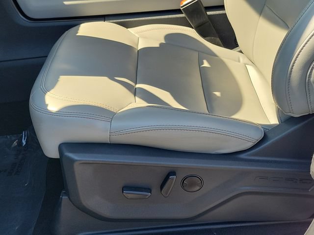 Certified 2025 Ford Expedition Active RWD image 15