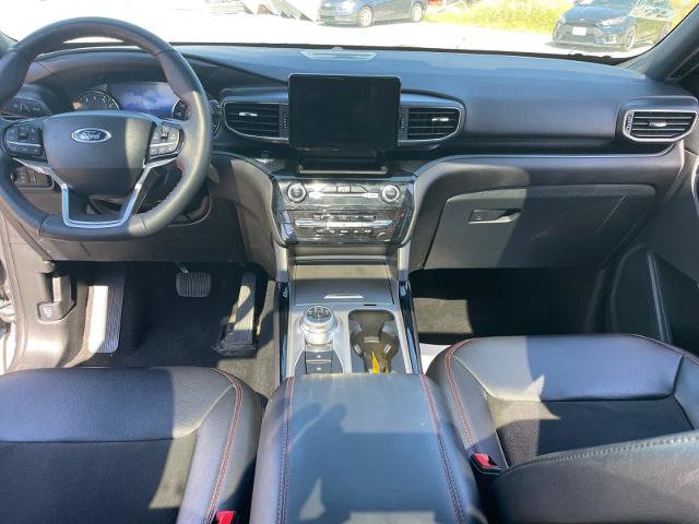 Certified 2024 Ford Explorer ST-Line w/ Class IV Trailer Tow Package AWD/4WD image 11