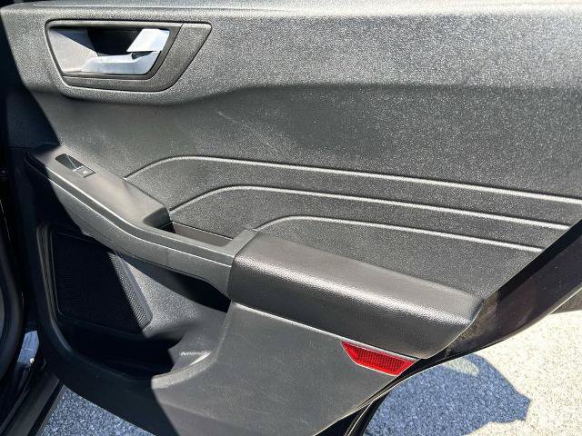 Certified 2025 Ford Escape ST-Line AWD/4WD image 21