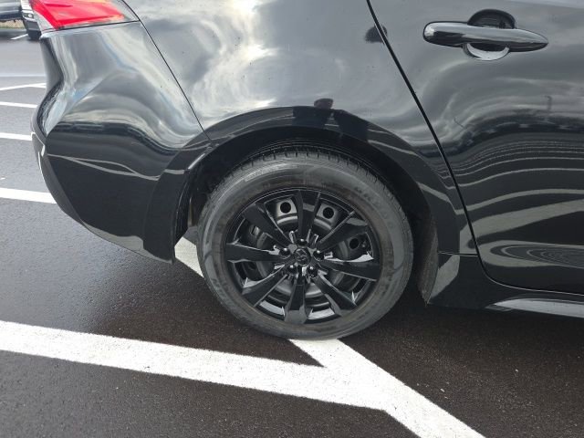 Used 2025 Toyota Corolla LE image 7