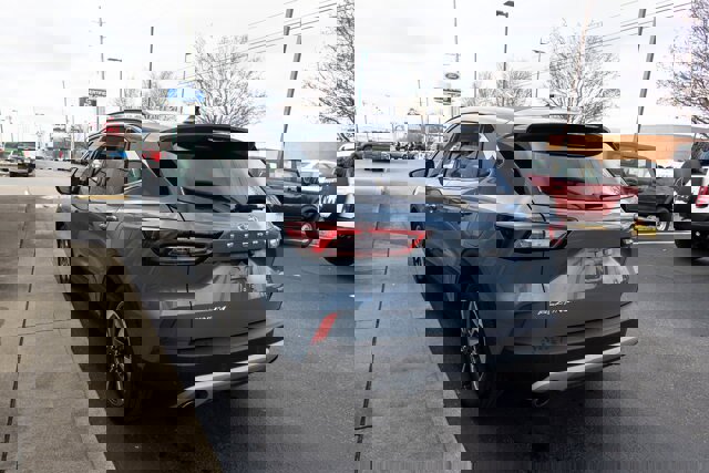 Certified 2025 Ford Escape Platinum w/ Premium Technology Package image 6