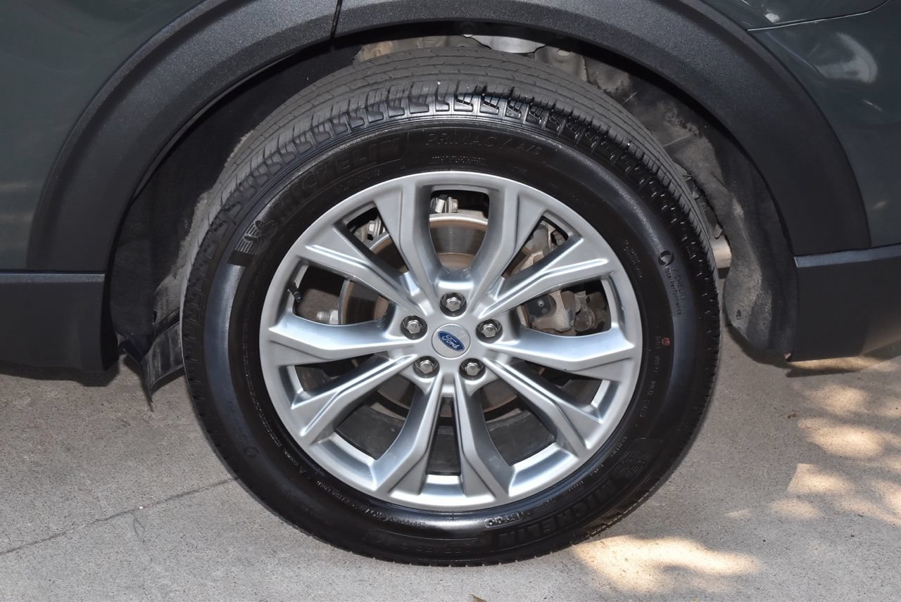 Certified 2023 Ford Explorer Limited AWD/4WD image 39