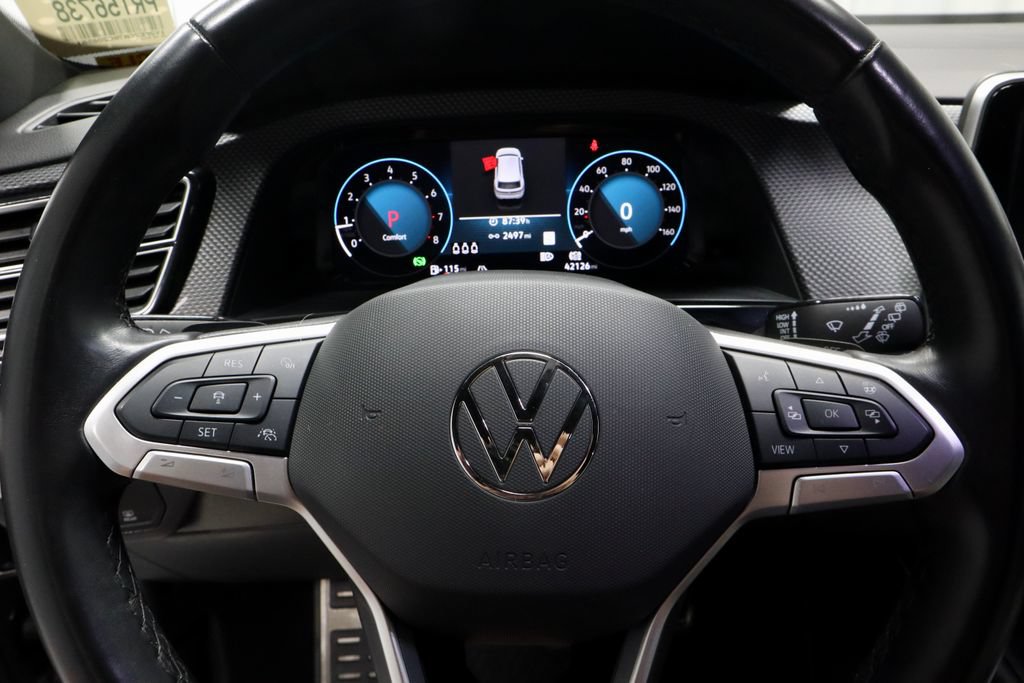 Used 2024 Volkswagen Atlas Cross Sport SEL Premium R-Line AWD/4WD image 31
