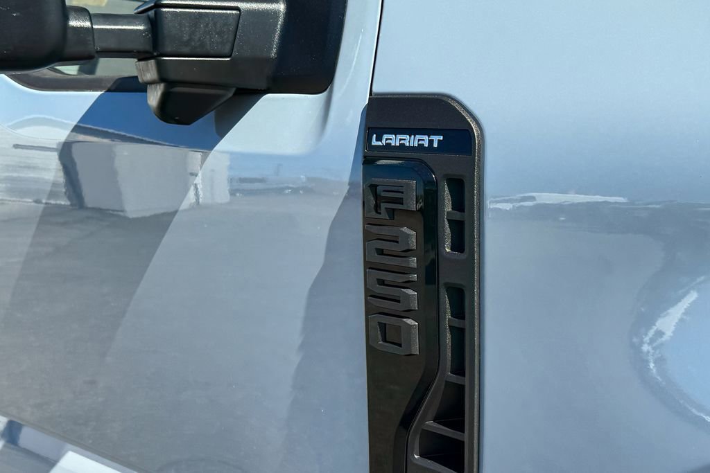 Certified 2024 Ford F250 Lariat w/ Black Appearance Package image 13