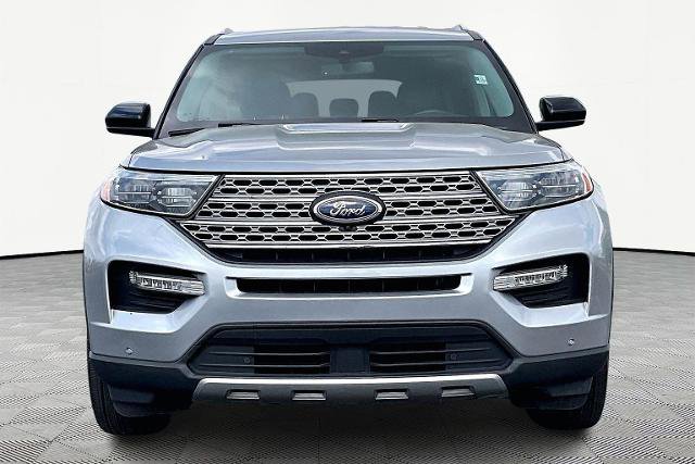 Certified 2023 Ford Explorer Limited AWD/4WD image 3