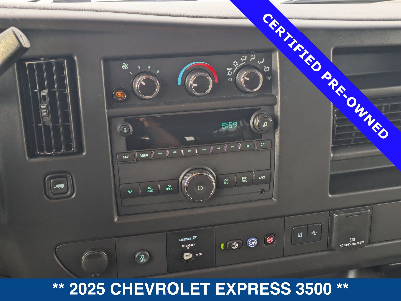 Used 2025 Chevrolet Express 3500 LT w/ LT Preferred Equipment Group RWD image 28