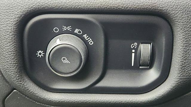 Used 2024 RAM 1500 Laramie image 10