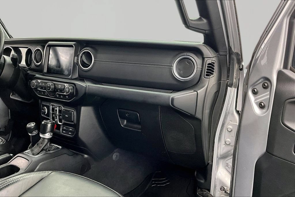 Used 2020 Jeep Gladiator Overland AWD/4WD image 17