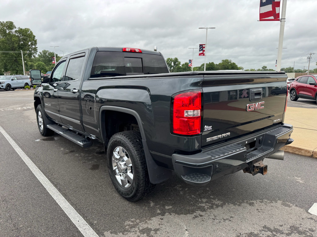 Used 2018 GMC Sierra 3500 Denali w/ Duramax Plus Package AWD/4WD image 6