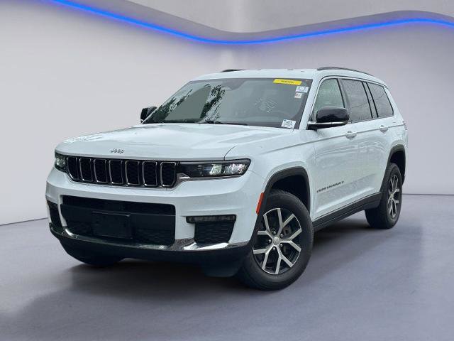 Used 2024 Jeep Grand Cherokee L Limited AWD/4WD image 2