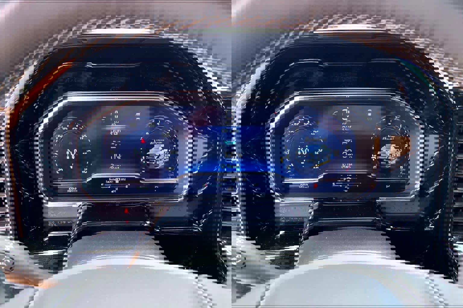 Used 2024 Chevrolet Silverado 1500 High Country w/ Technology Package AWD/4WD image 26