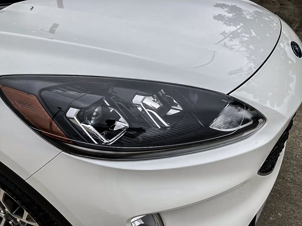 Certified 2022 Ford Escape SEL AWD/4WD image 13