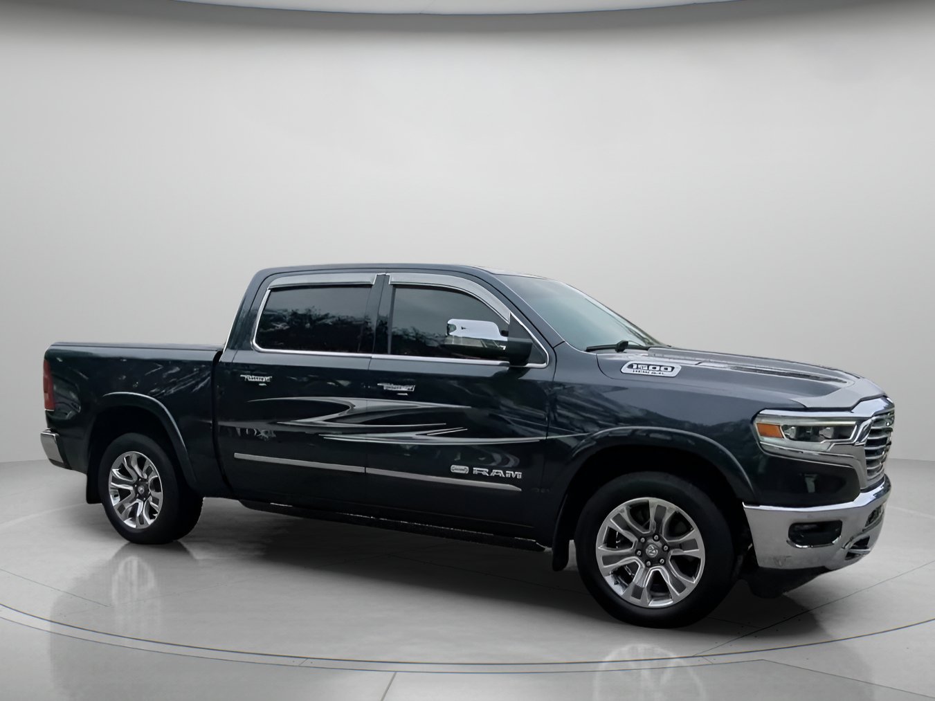 Used 2019 RAM 1500 Limited RWD image 34