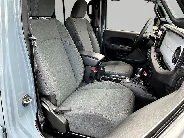 Used 2024 Jeep Wrangler Unlimited w/ Convenience Group AWD/4WD image 28