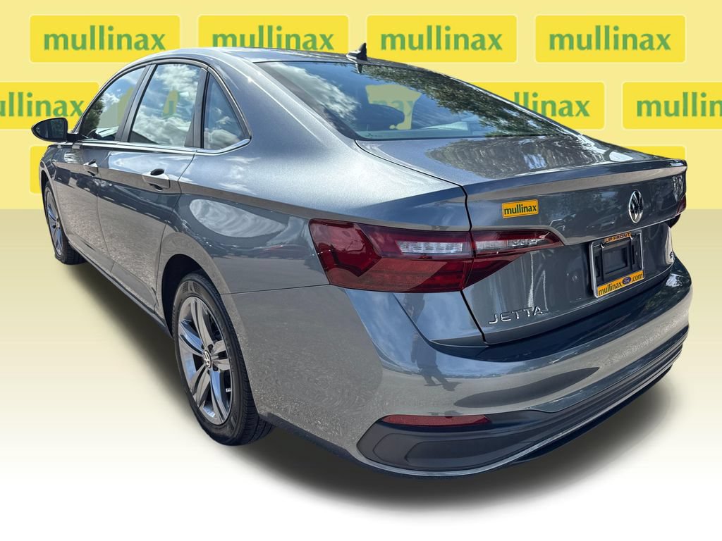 Used 2022 Volkswagen Jetta SE FWD image 7