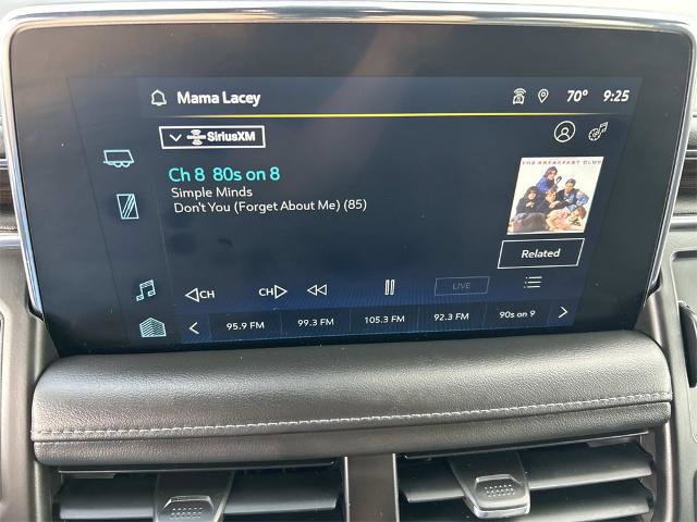 Used 2022 Chevrolet Suburban Z71 image 37