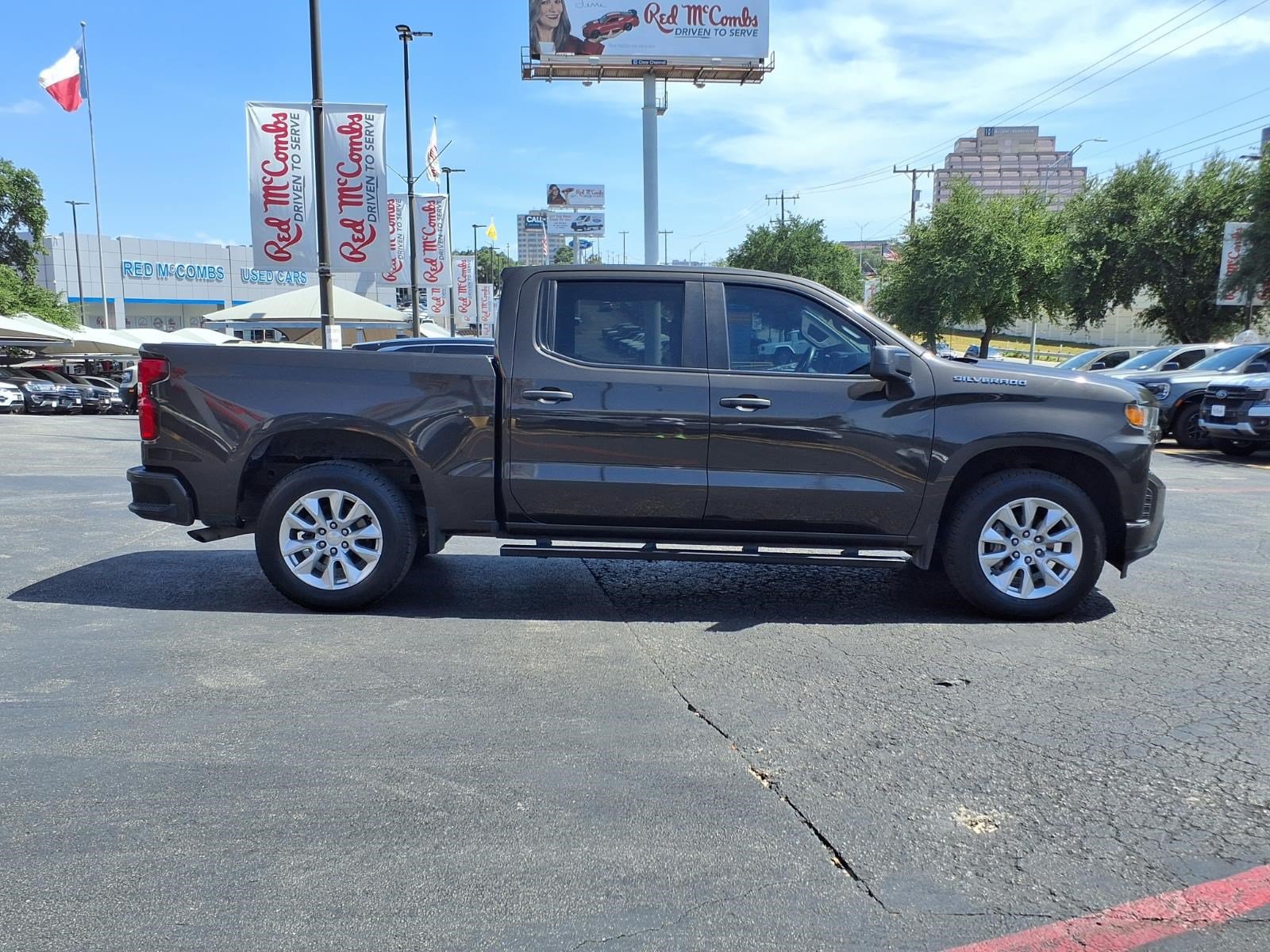 Used 2022 Chevrolet Silverado 1500 Custom RWD image 5