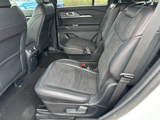 Certified 2025 Ford Explorer ST AWD/4WD image 15