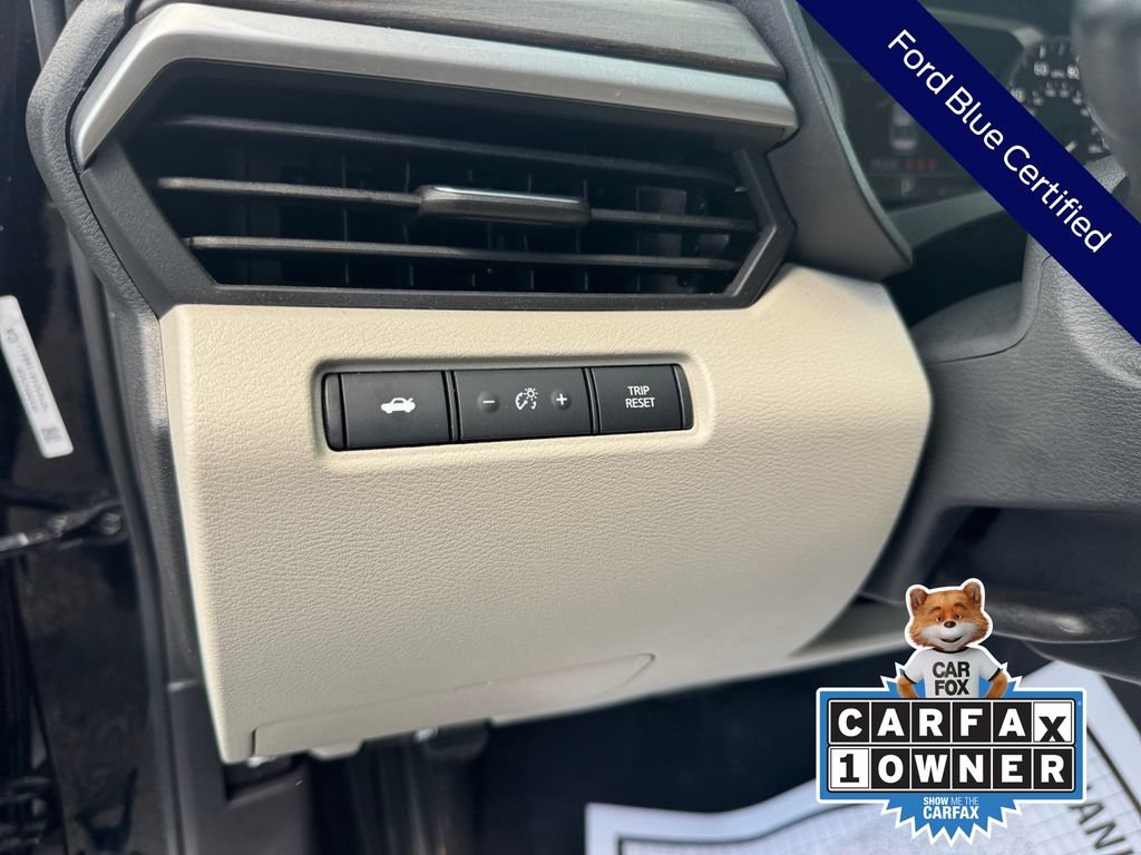 Used 2025 Nissan Altima 2.5 SV FWD image 35