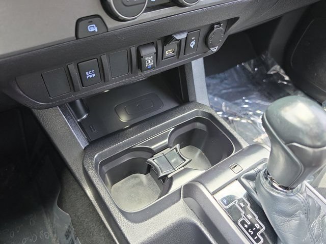 Used 2021 Toyota Tacoma TRD Sport RWD image 23