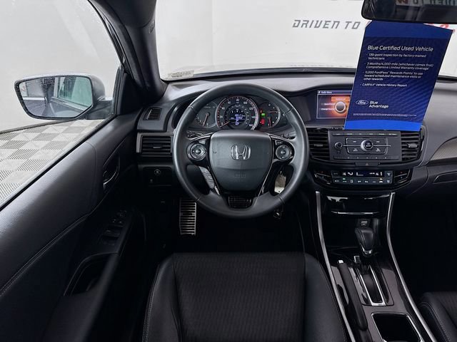 Used 2017 Honda Accord Sport image 24