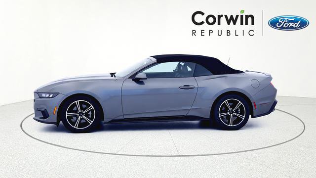 Certified 2025 Ford Mustang Premium RWD image 4
