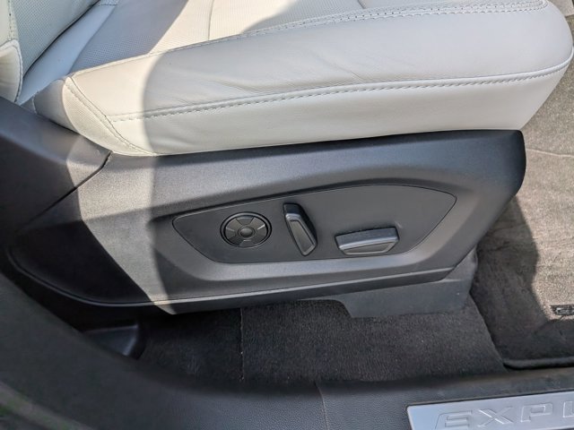 Certified 2025 Ford Explorer Platinum w/ Ultimate Package image 37