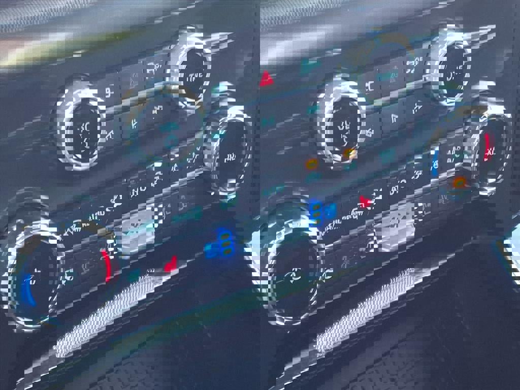 Certified 2025 Ford F150 Raptor image 27