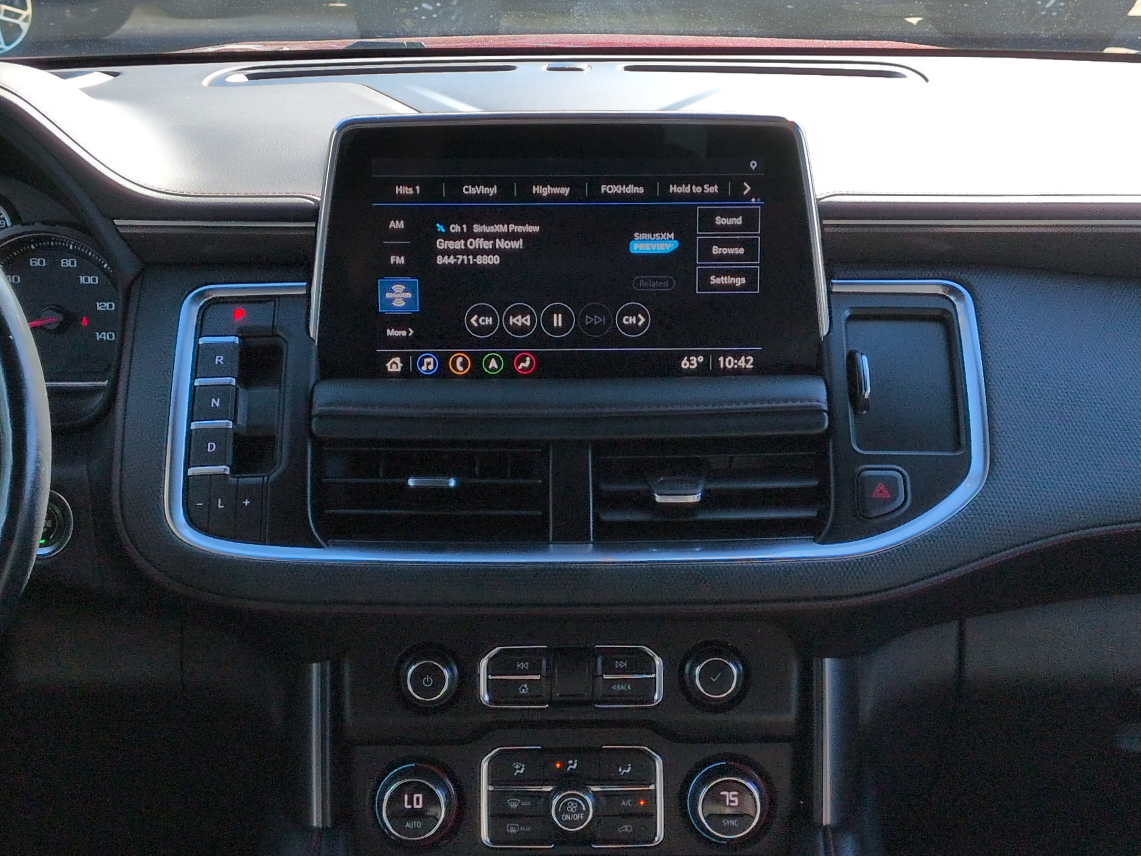Used 2021 Chevrolet Tahoe RST w/ Luxury Package AWD/4WD image 16