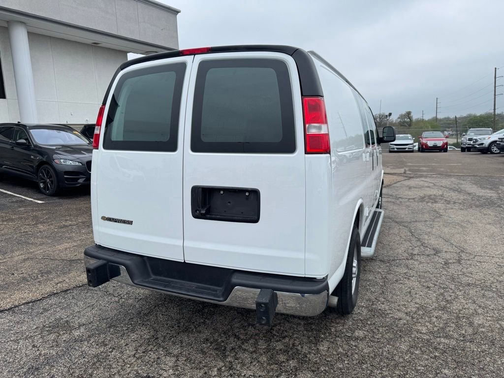 Used 2024 Chevrolet Express 2500 w/ Driver Convenience Package image 4