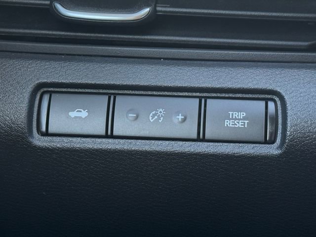 Used 2022 Nissan Altima 2.5 SV image 9