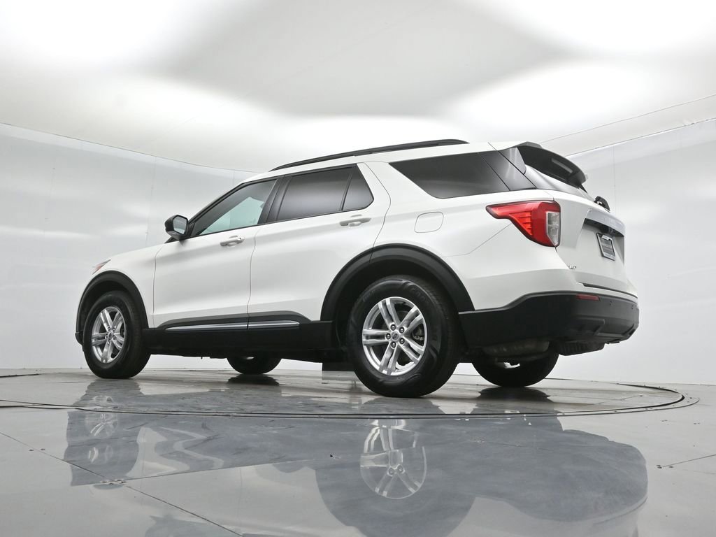 Certified 2022 Ford Explorer XLT image 19