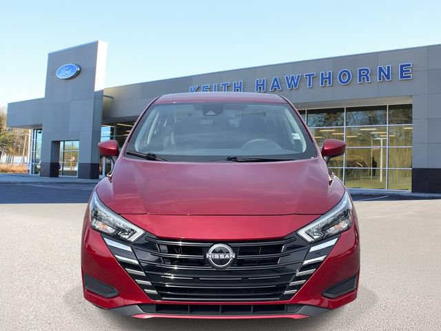 Used 2025 Nissan Versa SV FWD video 2