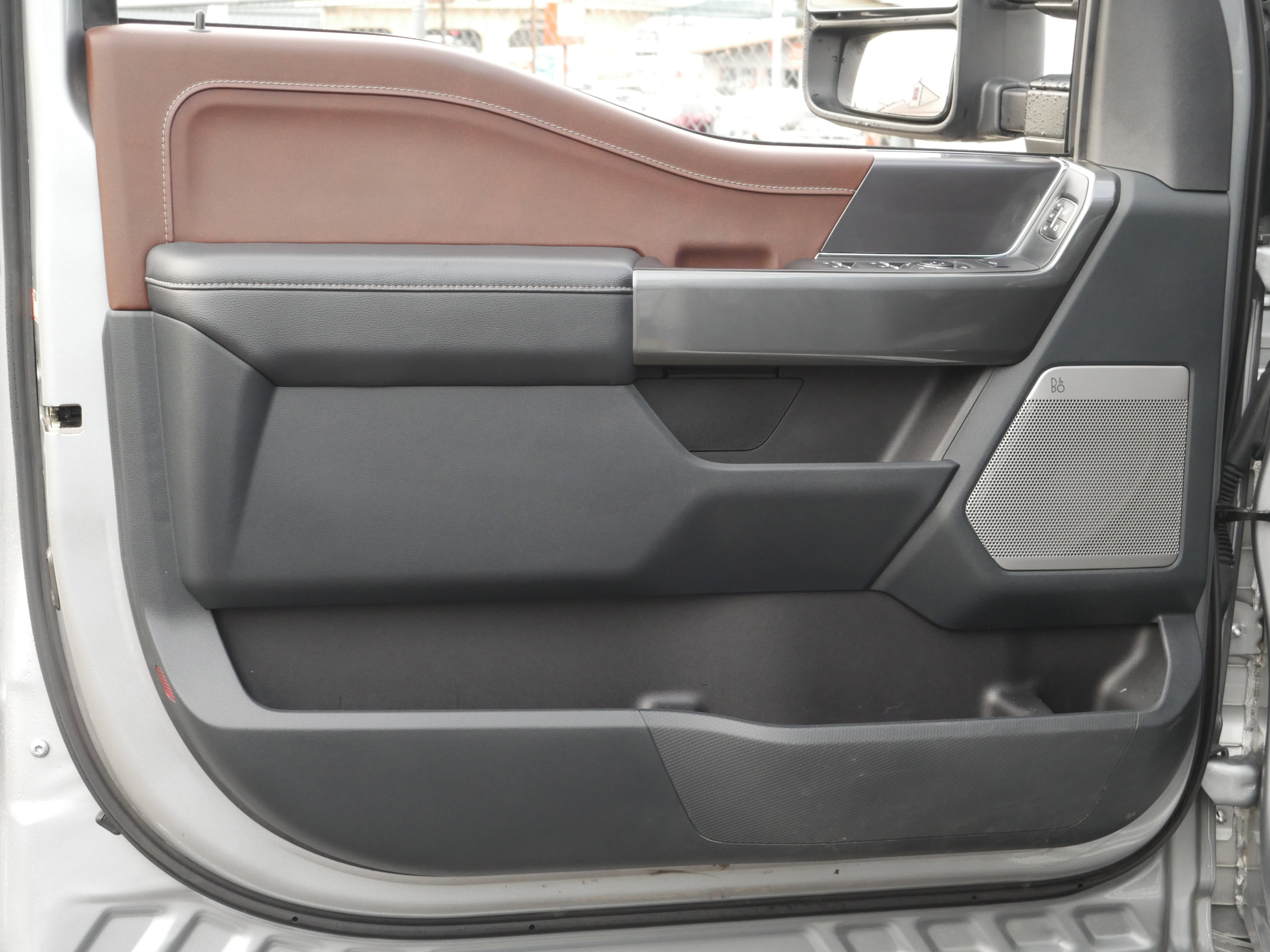 Certified 2023 Ford F150 Lariat w/ Equipment Group 502A High image 39